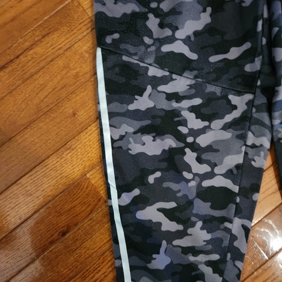 ACX army print sweat pants - Picture 4 of 8